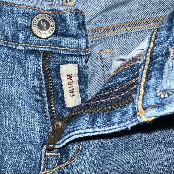 Hollister Cali flare jeans 3 Long - Picture 3 of 9